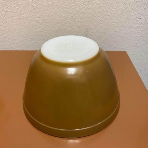 Pyrex Brown #401 - Picture 3 of 4